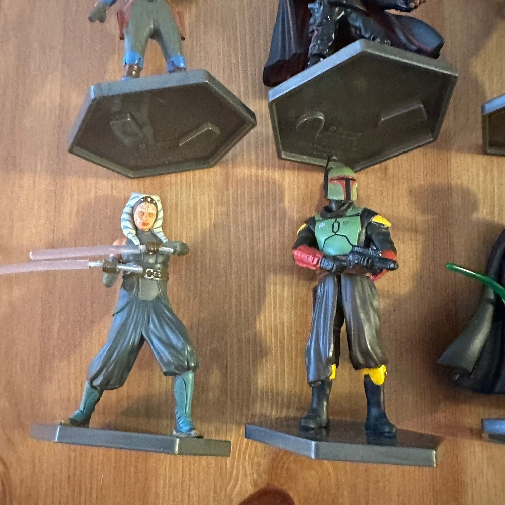 Disney Star Wars The Mandalorian Toybox Action Figure Set of 8 Luke Boba Fett - Picture 6 of 11